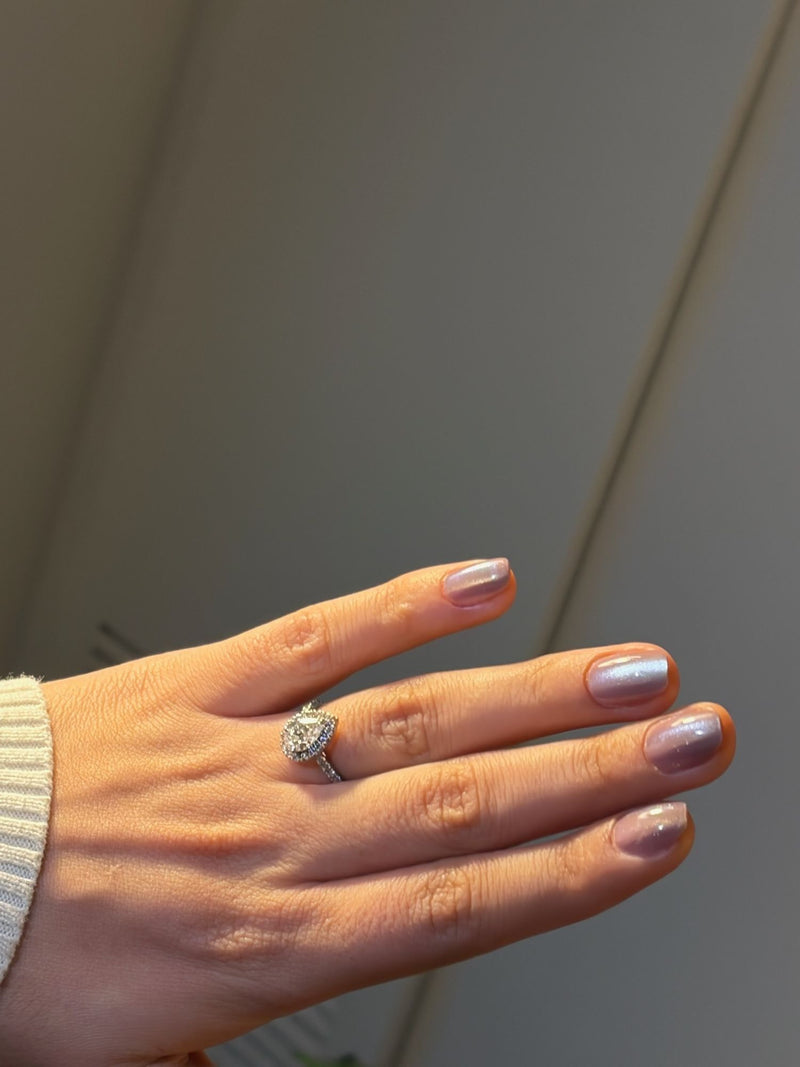 1.5ct · Pear cut · Halo on Cathedral
