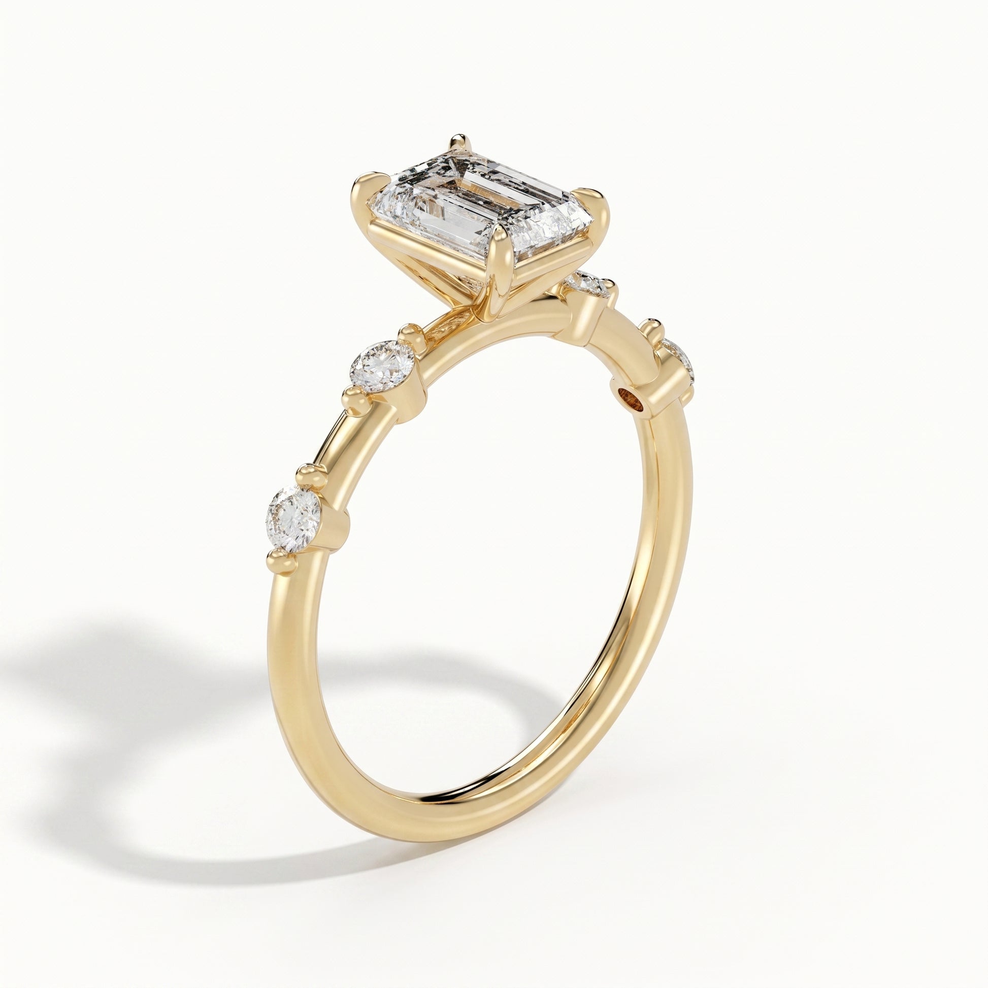 Aria - Yellow Gold - aria-YG-emerald-angle