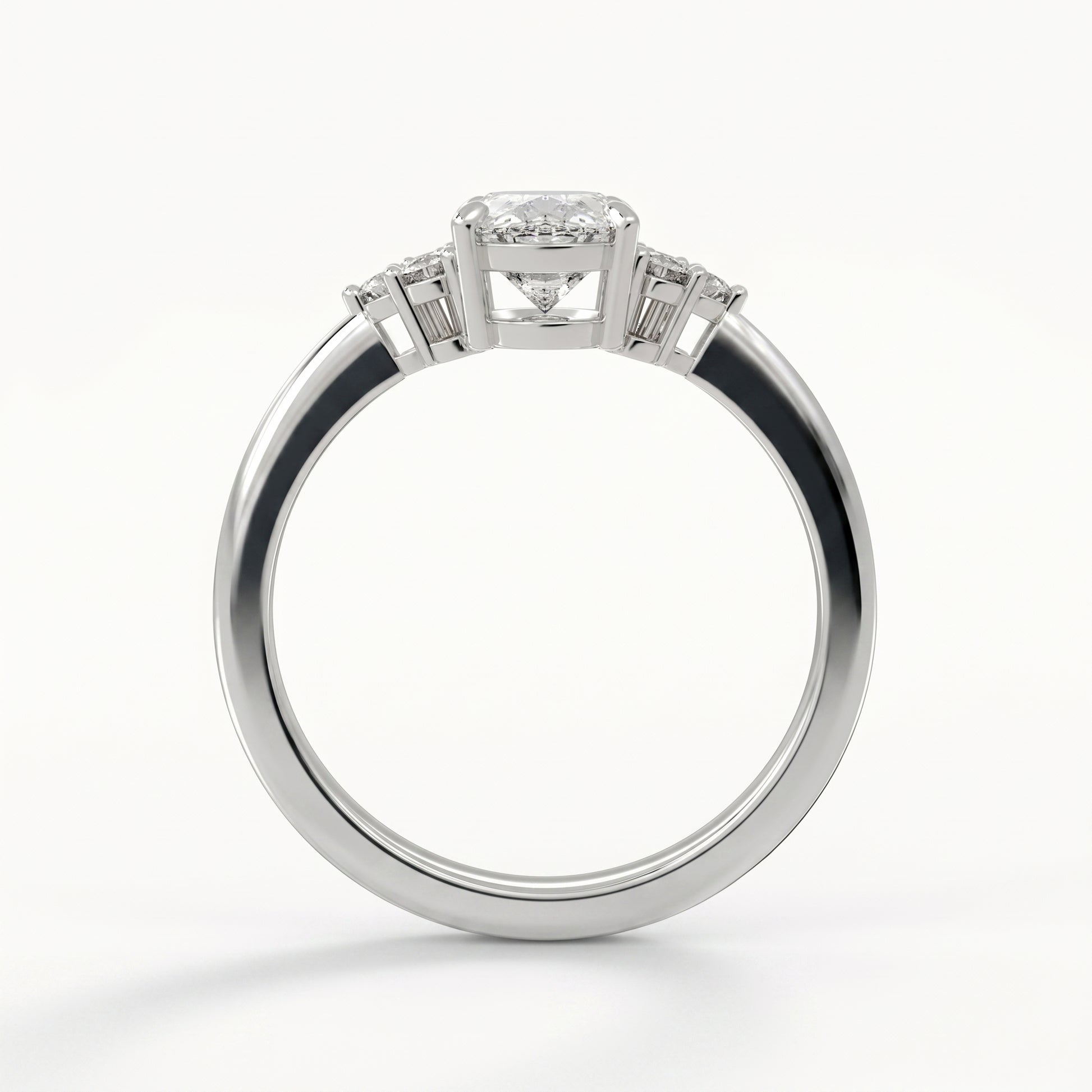 Daisy - White Gold - daisy-WG-oval-front