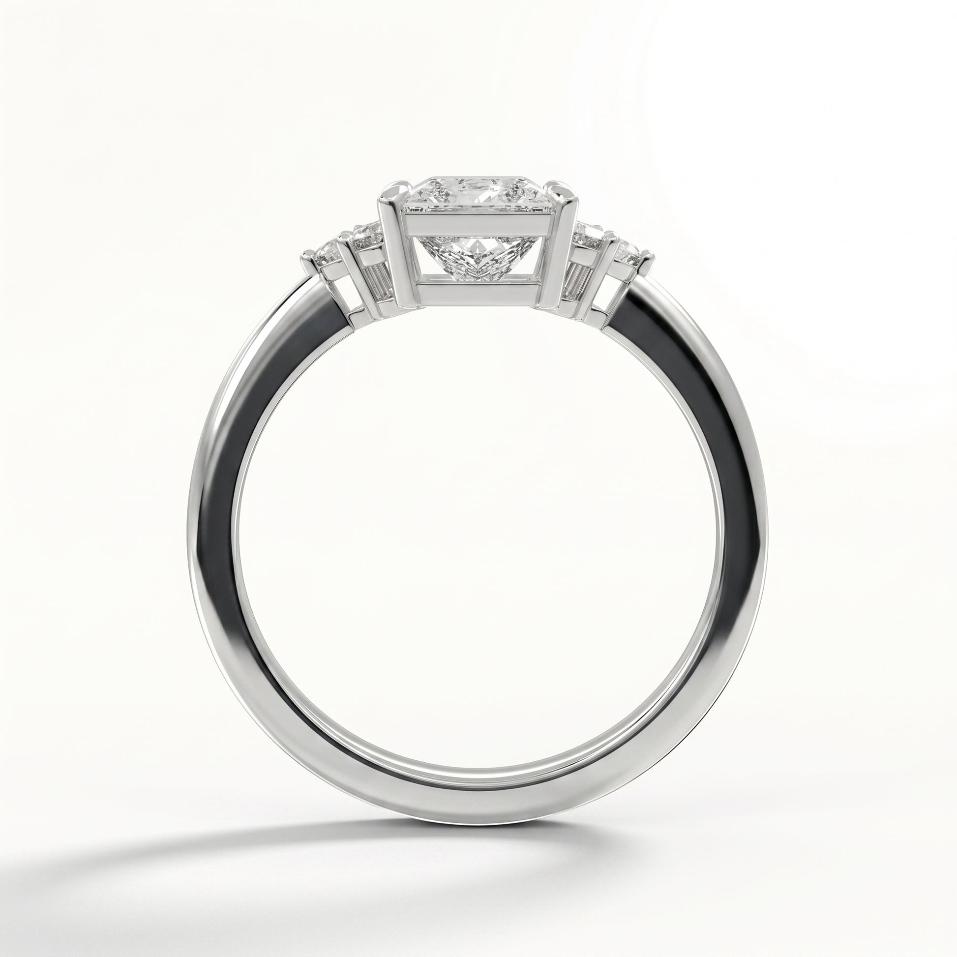 Daisy - White Gold - daisy-WG-princess-front