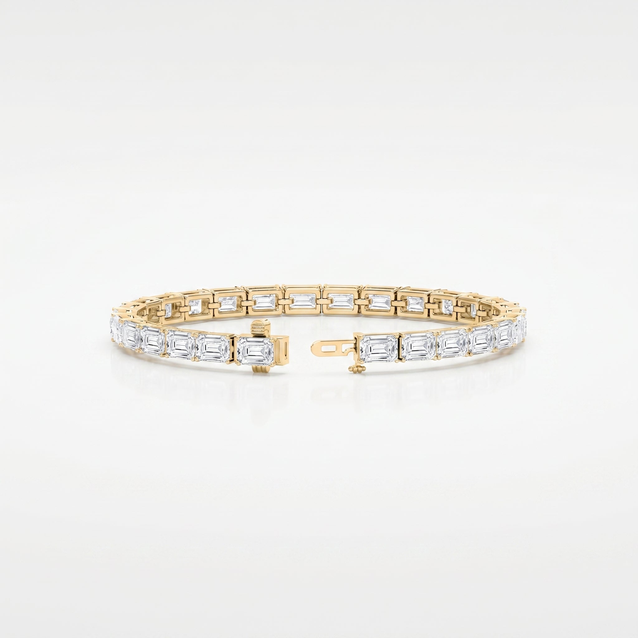 Delphine - Yellow Gold - delphine-YG-emerald-back