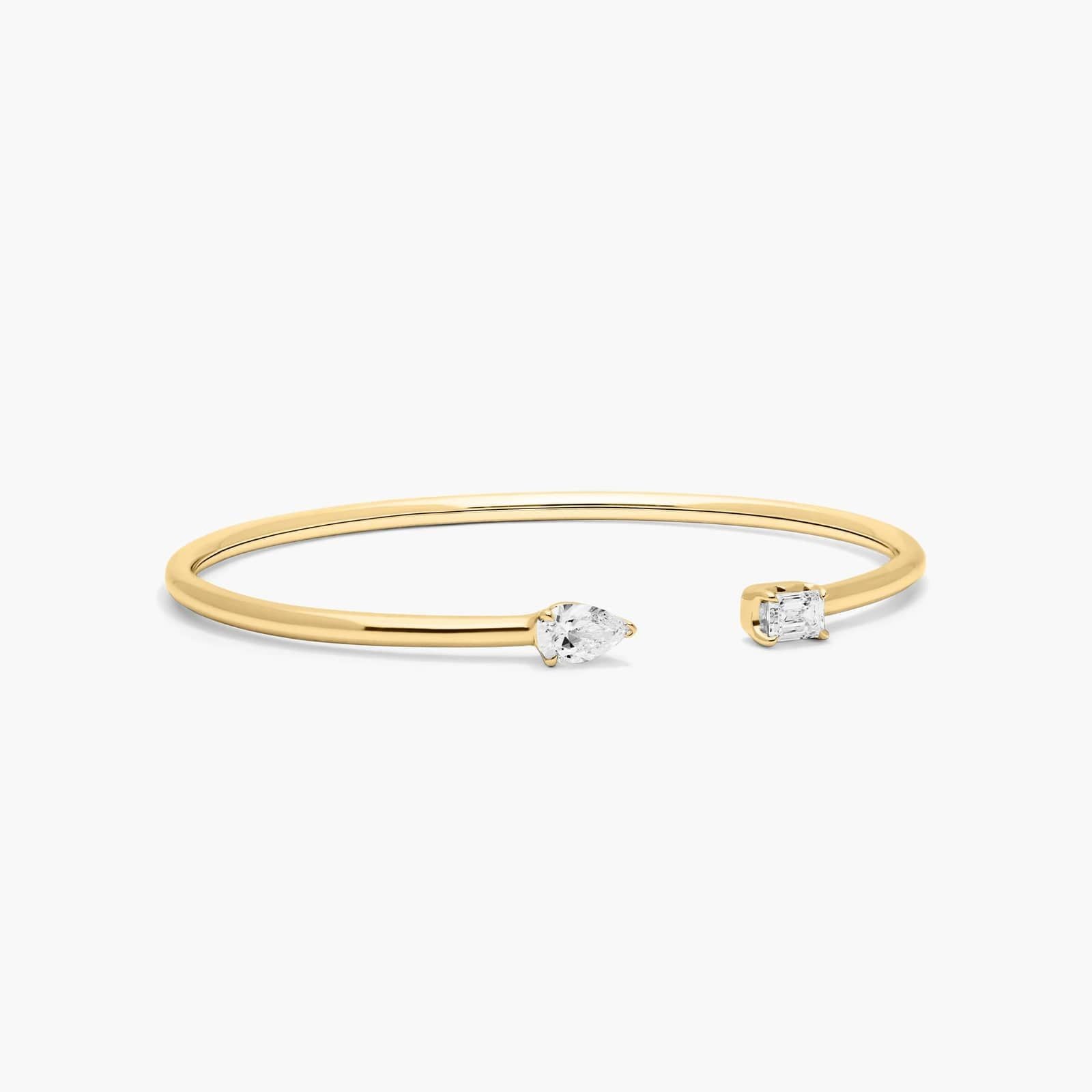 Esme - Yellow Gold - esme-YG-pear_emerald-angle_1