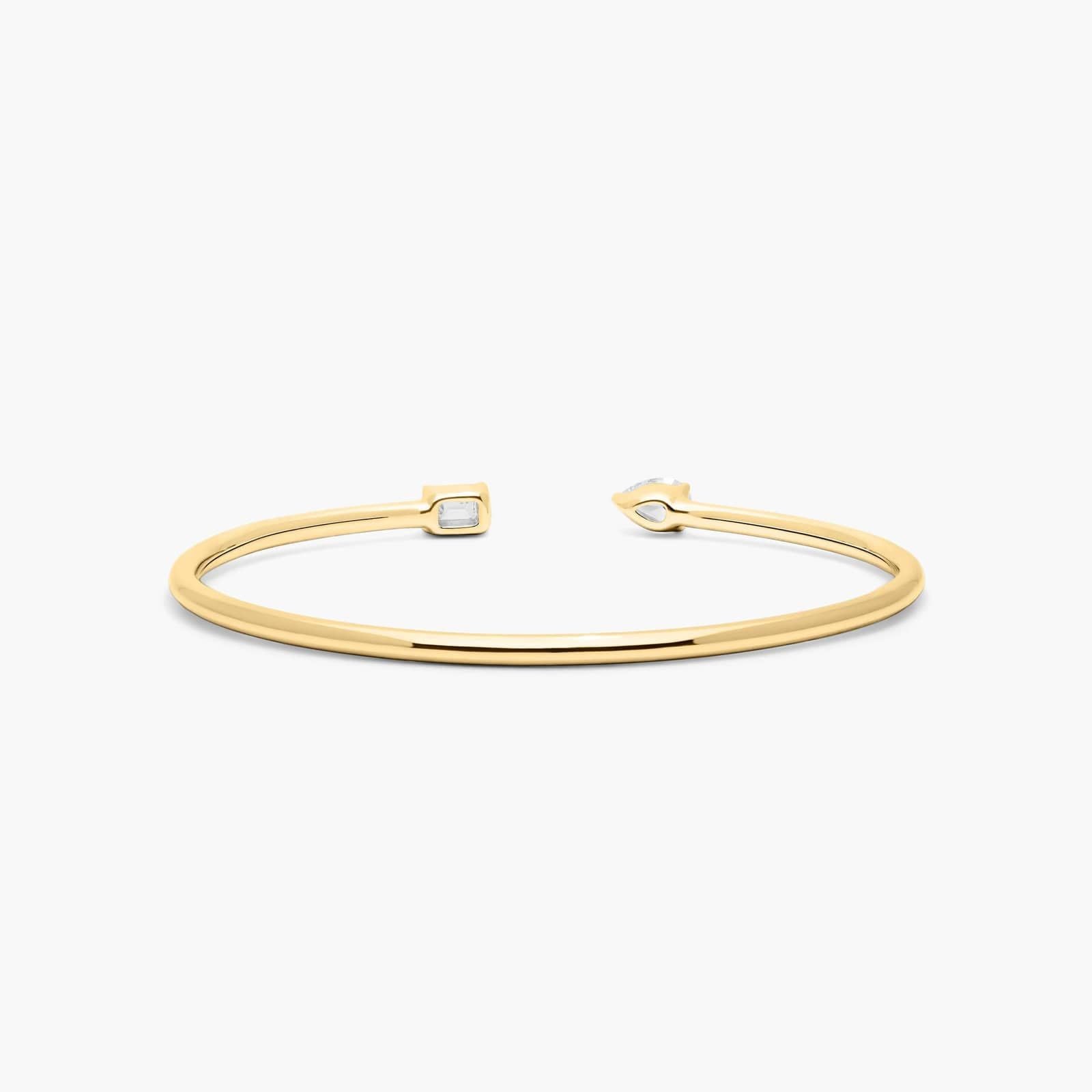 Esme - Yellow Gold - esme-YG-pear_emerald-back