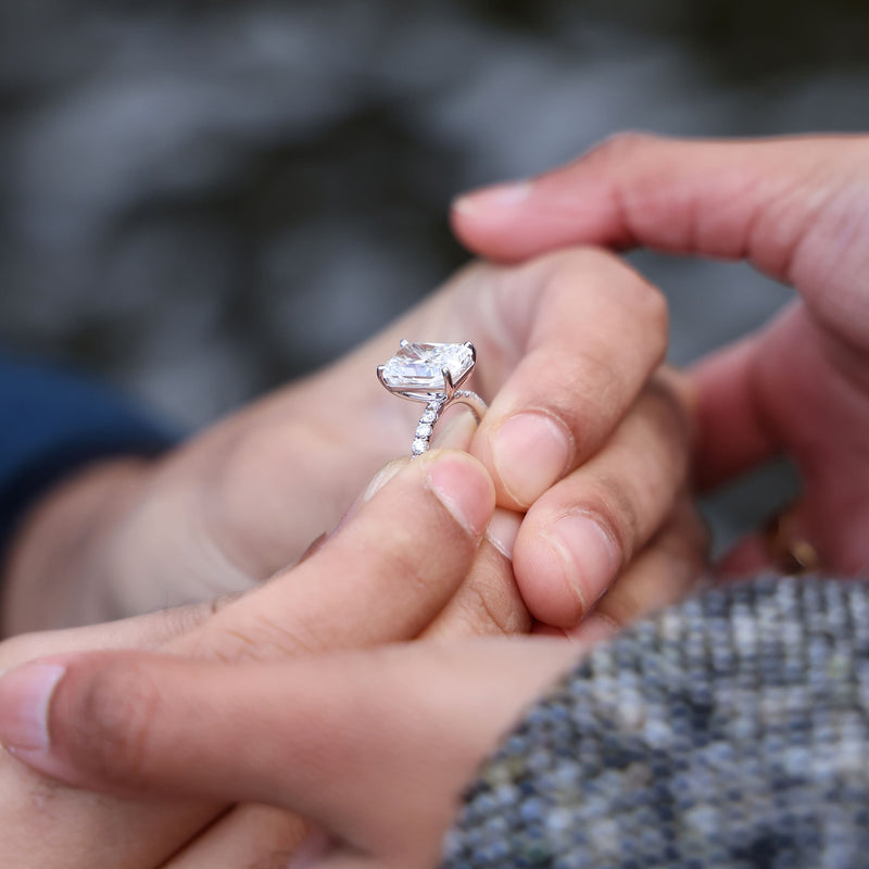 4ct · Radiant Cut · Basket Setting · Pavé