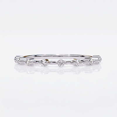 Imogen - White Gold - imogen-WG-round-hero