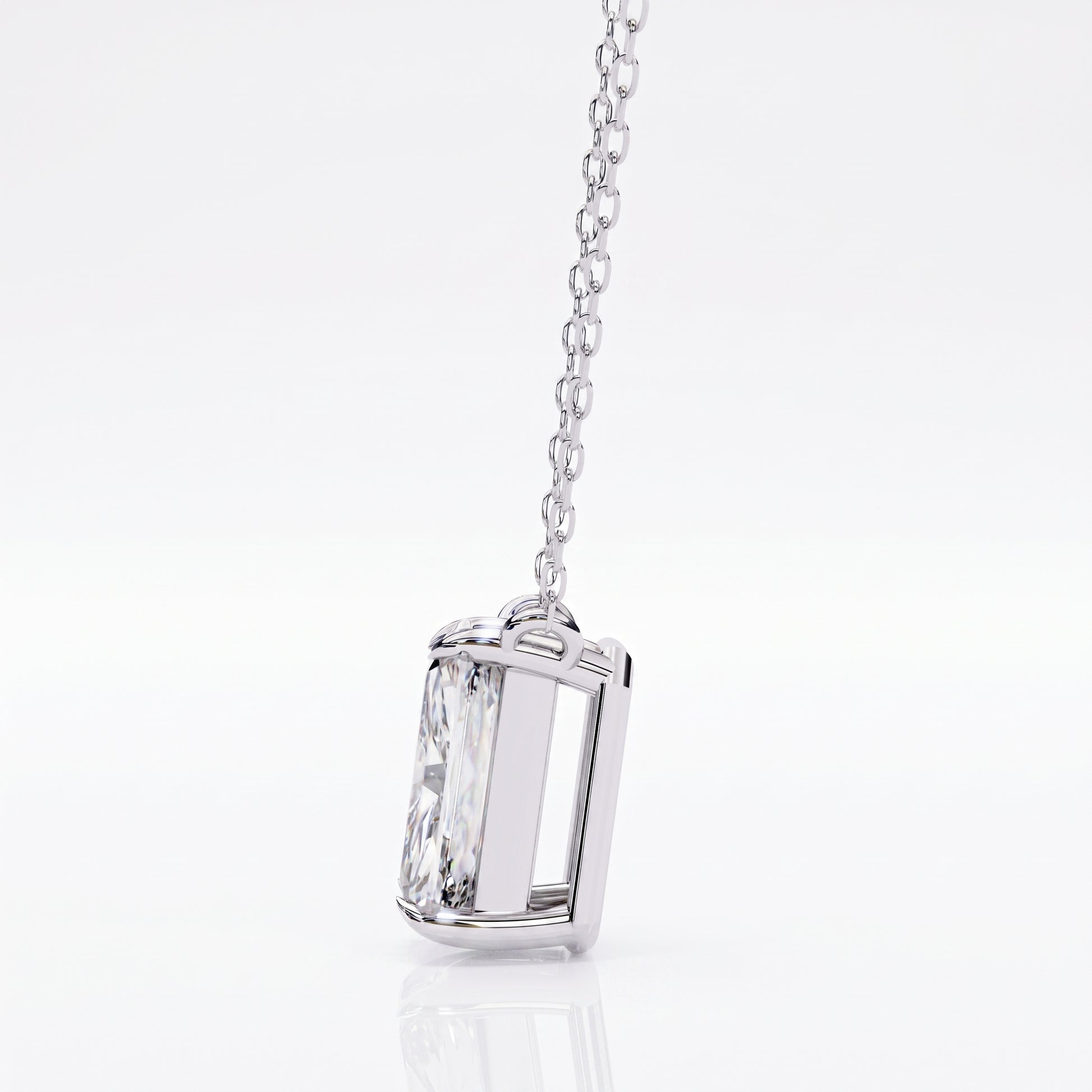 Isadora - White Gold - isadora-WG-emerald-angle_2