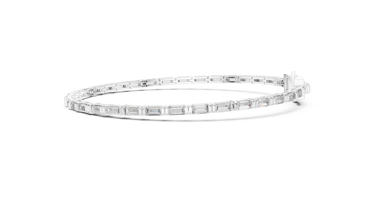 Solene - White Gold - solene-WG-baguette-angle_3