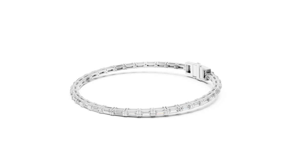 Solene - White Gold - solene-WG-baguette-angle