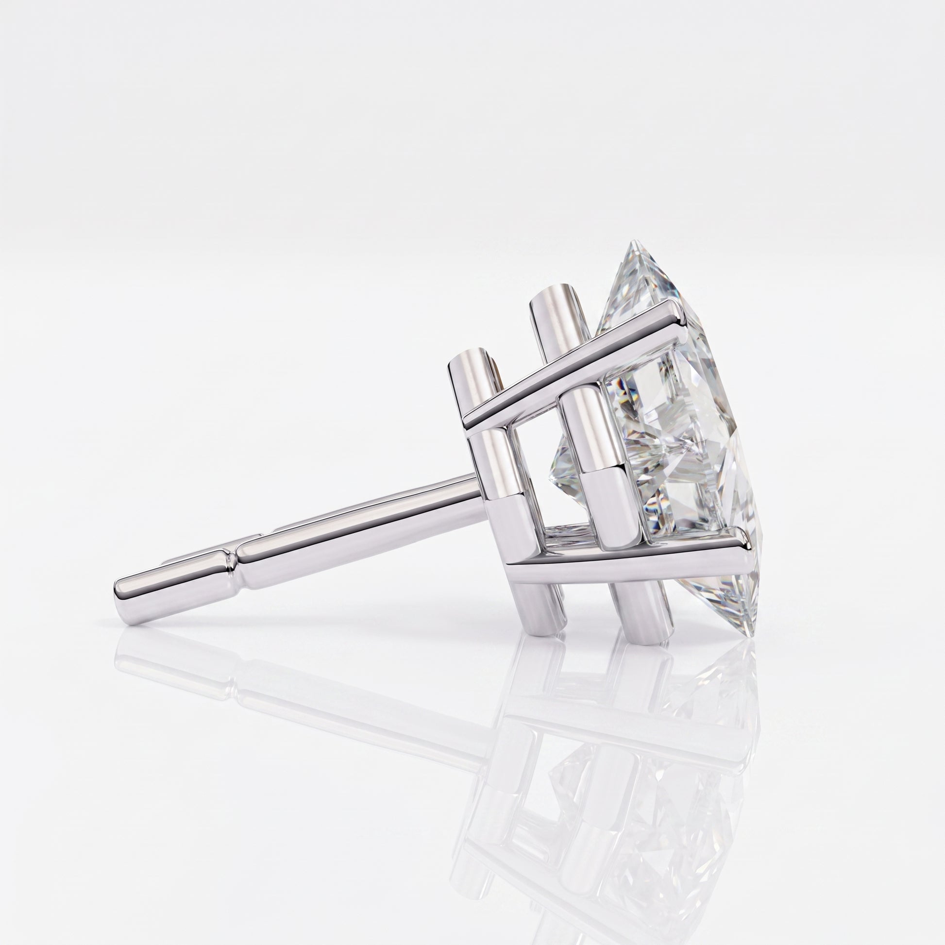 Sylvie - White Gold - sylvie-WG-princess-angle_2